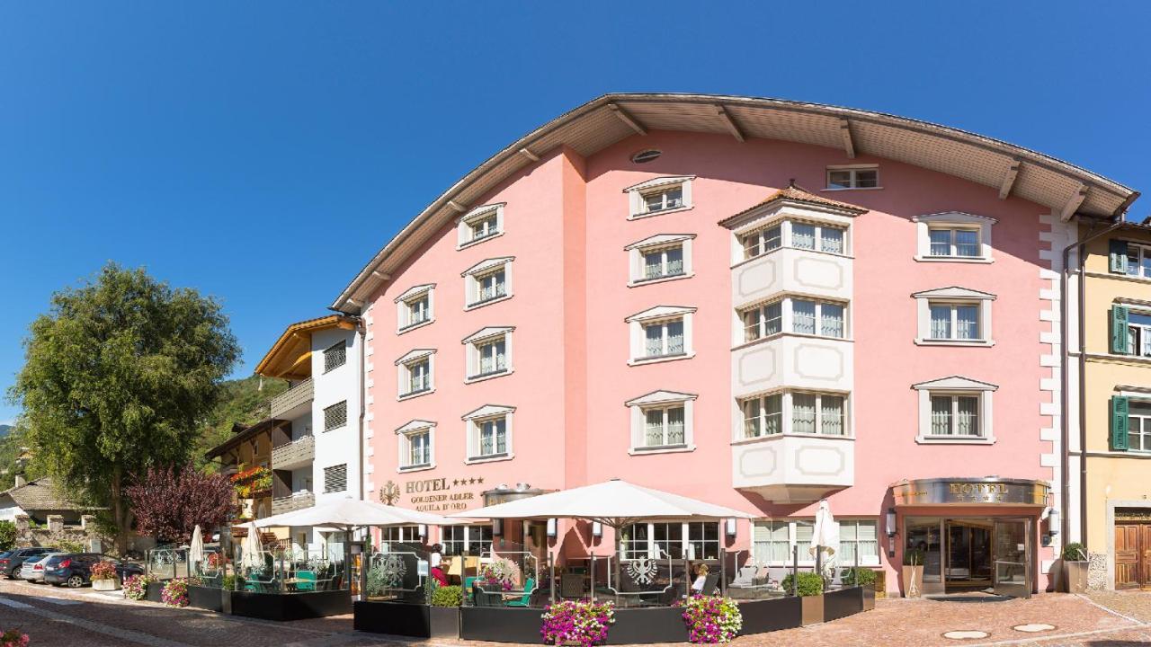 Cityhotel Goldener Adler B&B Klausen Exterior foto