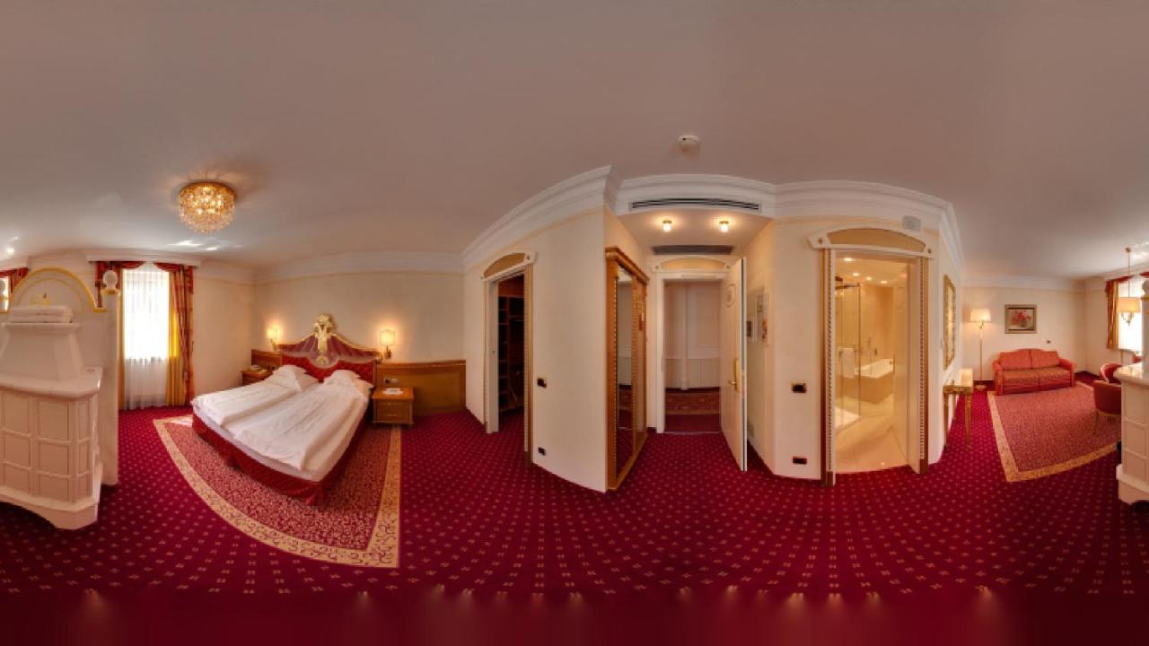 Cityhotel Goldener Adler B&B Klausen Exterior foto